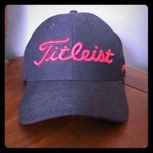Titleist Pro V Golf Hat